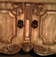 Cabinet Smiley